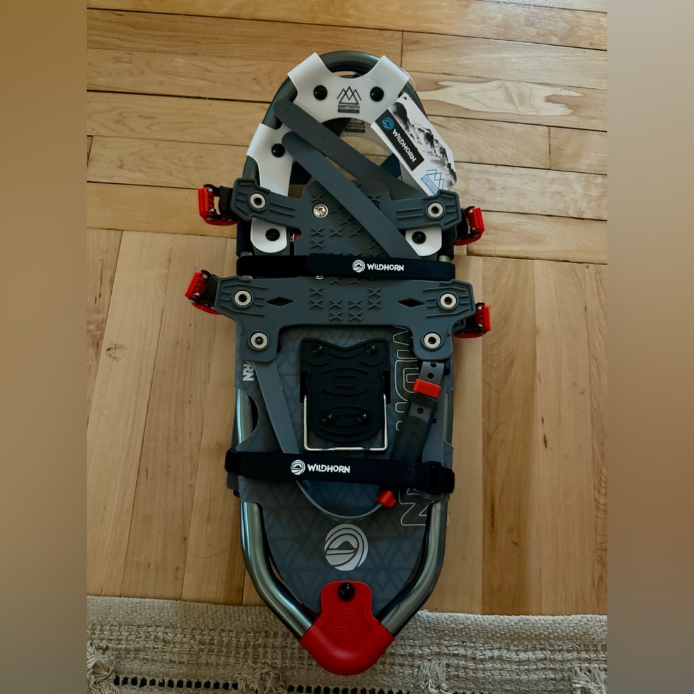 Wildhorn Sawtooth Snowshoes 21 Red Flare New with tags